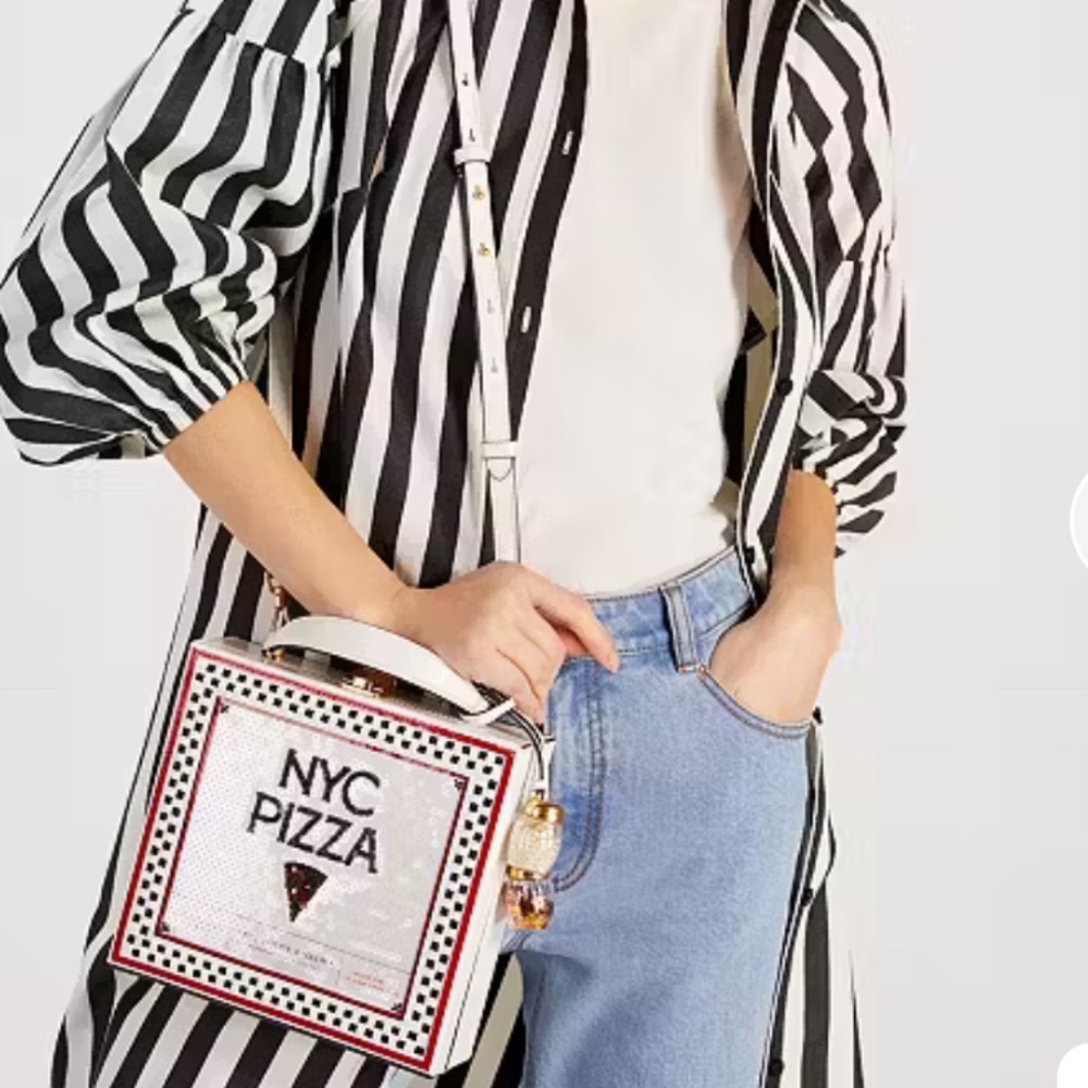 Authentic Kate Spade Pizza 🍕 Box - Picture 2 of 5